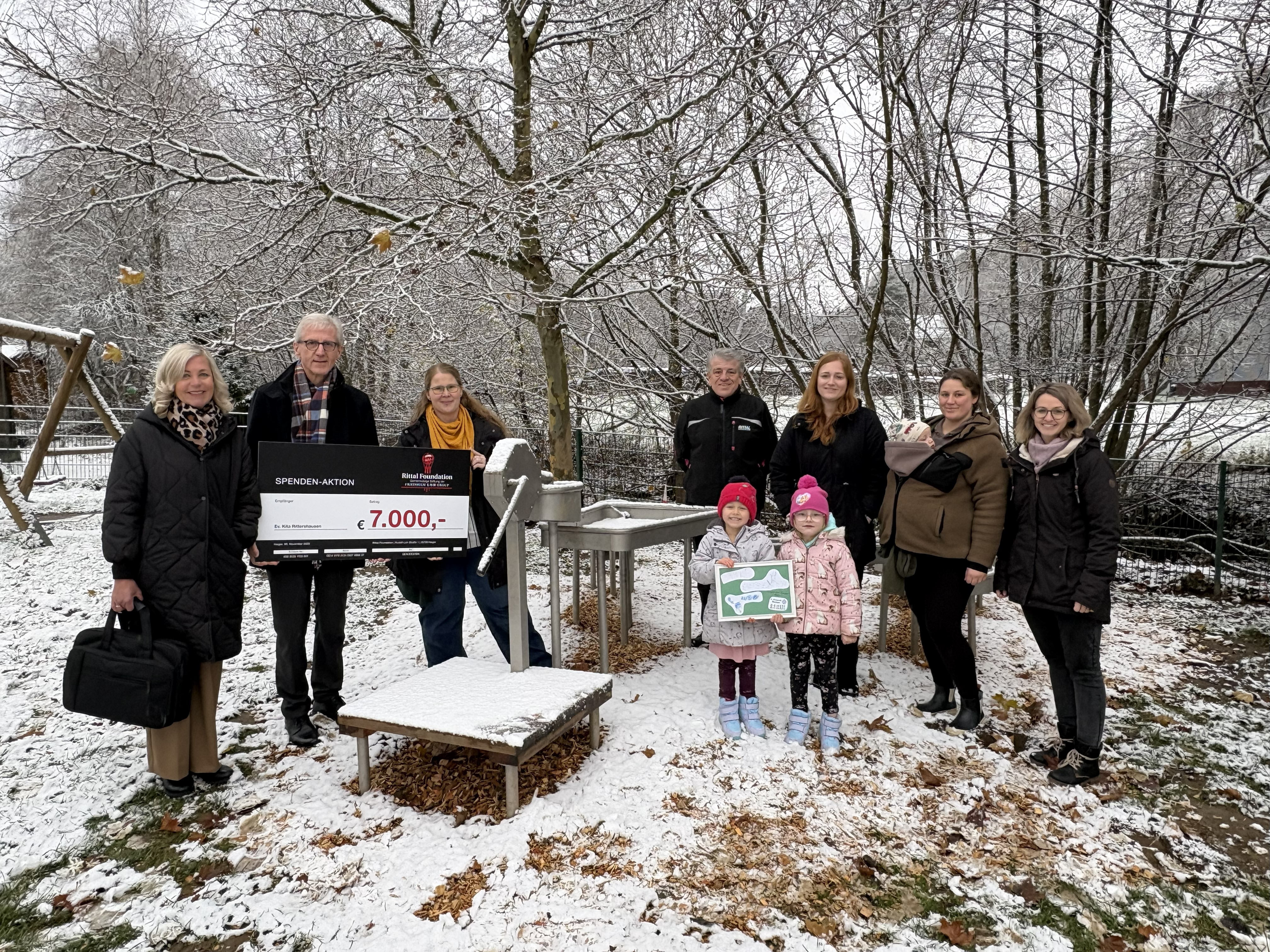 Kita-Spendenuebergabe-V